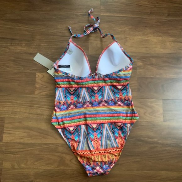 Kenneth Cole V-neck Arabesque Push Up One Piece Swimsuit - Picture 5 of 8